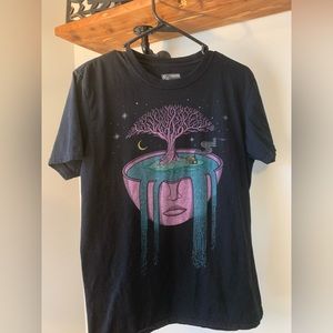 Graphic Overflow black Tee unisex